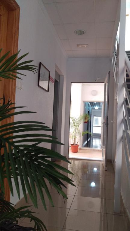 Apartamentos Berlin ซานเปรโดเดลปีนาตาร์ ภายนอก รูปภาพ