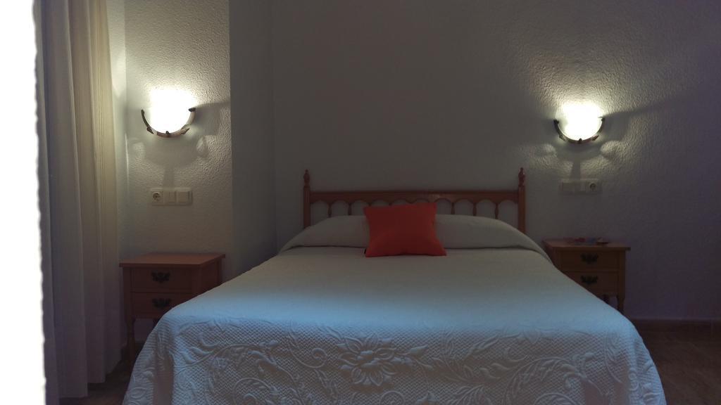 Apartamentos Berlin ซานเปรโดเดลปีนาตาร์ ห้อง รูปภาพ