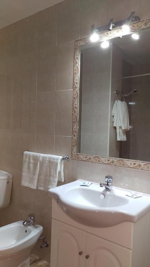 Apartamentos Berlin ซานเปรโดเดลปีนาตาร์ ภายนอก รูปภาพ